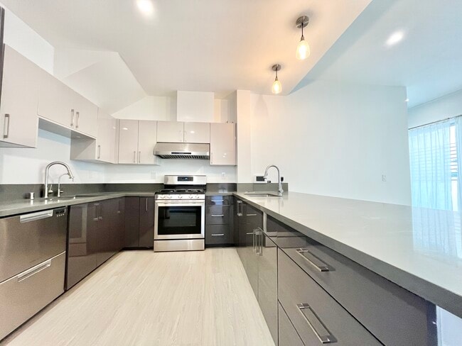 Photo - 1065 S Wooster St Condo Unit 102