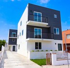 Photo - 2121 S Burnside Ave Townhome