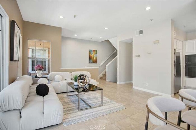 Building Photo - 13983 Lemoli Ave Rental