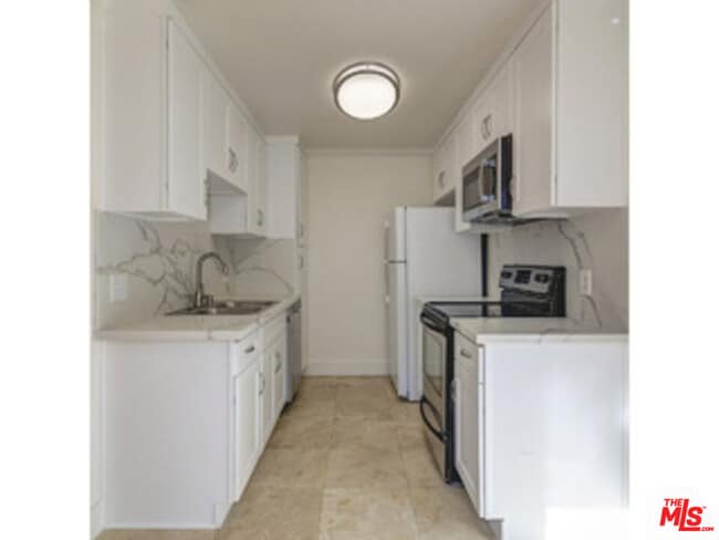 Photo - 2884 Sawtelle Blvd Unit 105