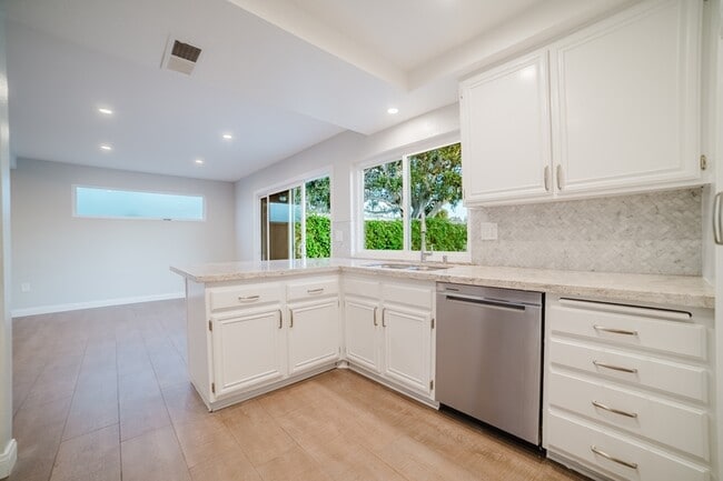 Photo - 1811 Autumn Pl