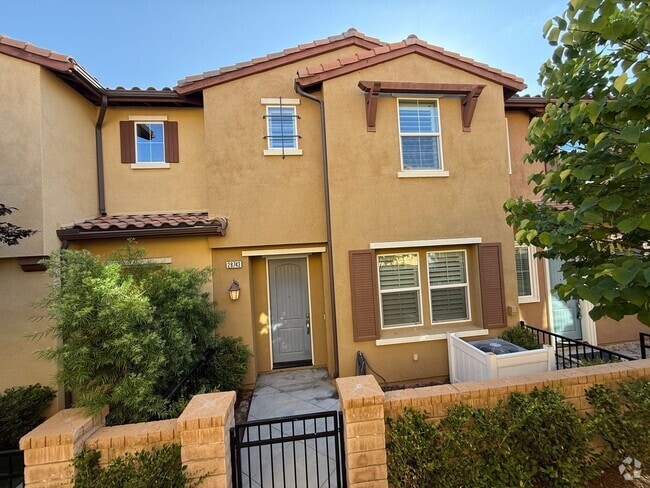 Building Photo - West Creek 3 Bedroom Home for Rent in Vale...