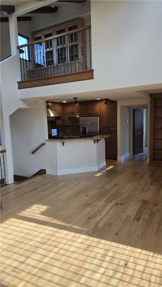 Building Photo - 614 Jasmine Ave