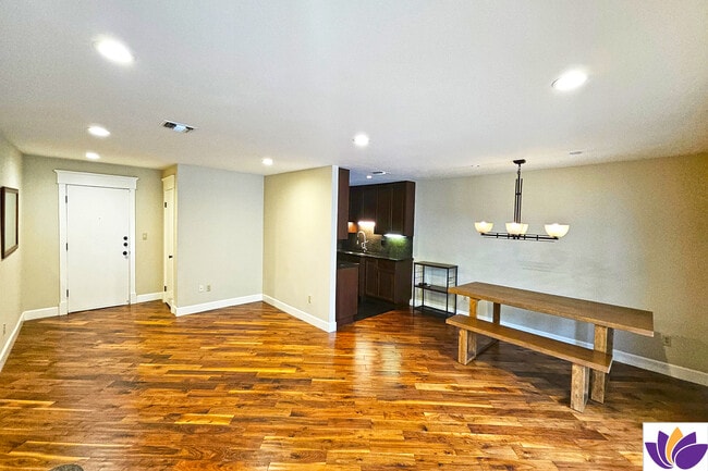 Photo - 382 E California Blvd Unit #106