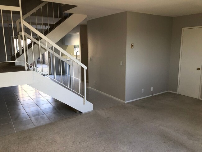 Photo - Wonderful 3 Bed, 1.5 Bath Upgraded Condo with Lots of Amenities