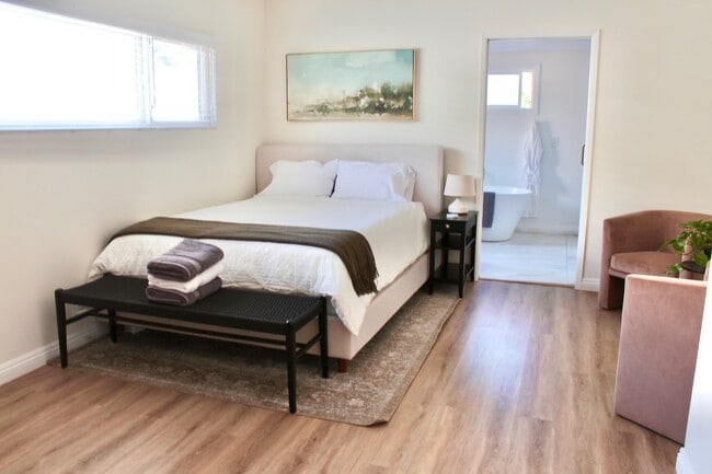 Photo - 5016 Briercrest Ave