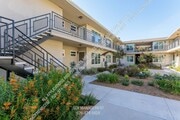Photo - 1001-1005 W Huntington Dr Apartments