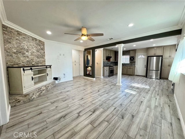 Building Photo - 165 N Pasadena Ave Rental