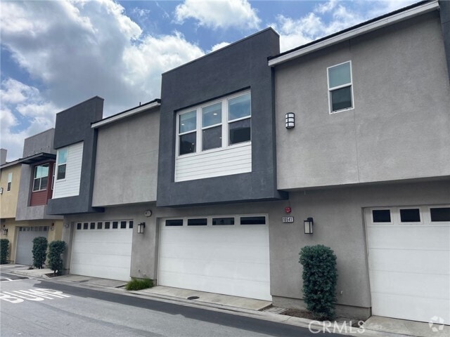 Building Photo - 10541 Wilding Dr Rental