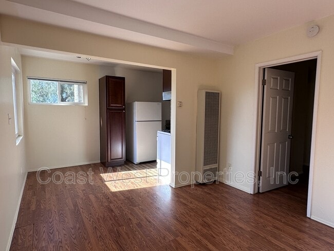 Photo - 4566 Maryland St