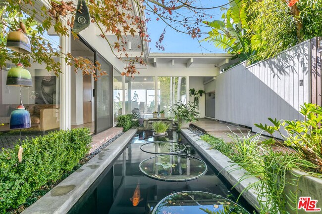 Photo - 1644 Marmont Ave