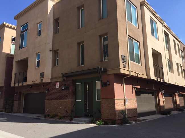 Building Photo - 422 W Route 66 Unit 30 Rental