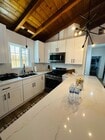 Photo - 4040 Boundary St