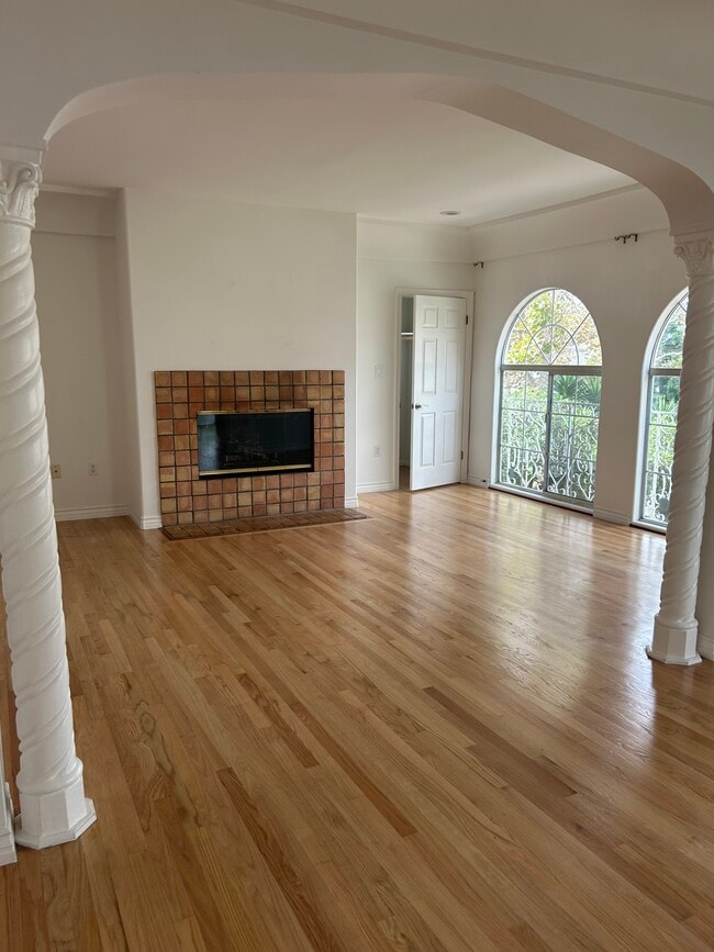 Photo - 6418 W 6th St Unit 6418