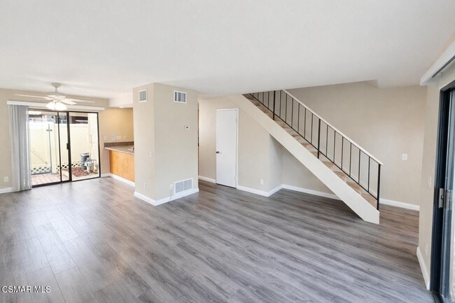 Photo - 28825 Conejo View Dr