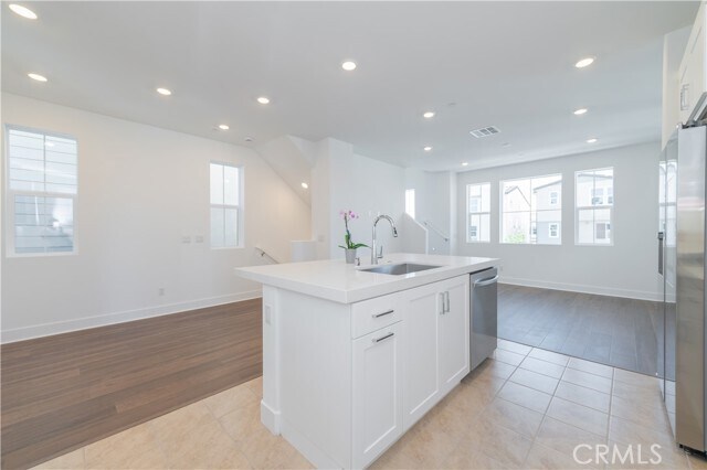 Photo - 1240 Windmill Rd