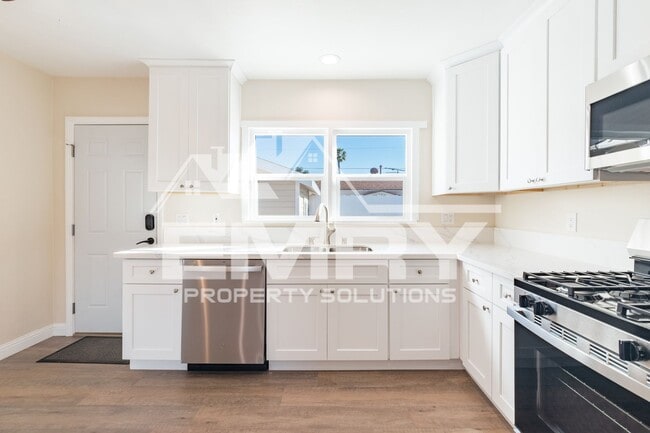 Photo - 920 E Elma St Unit #A