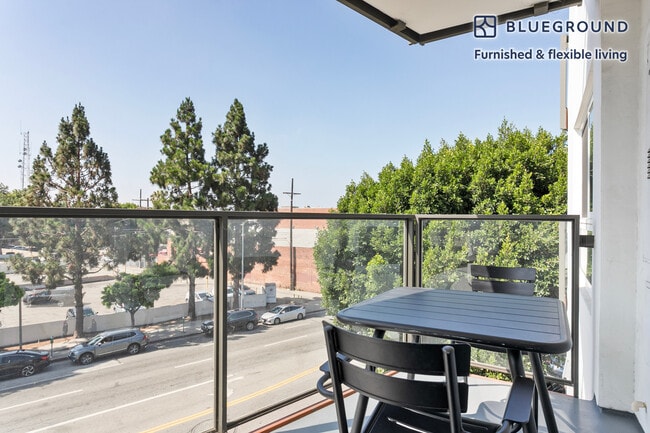 Photo - 1539 Purdue Ave Unit FL3-ID1373