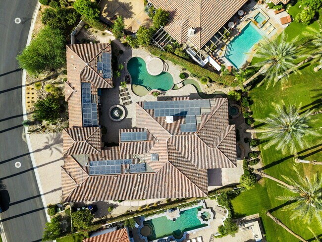 Photo - 56985 Village Dr