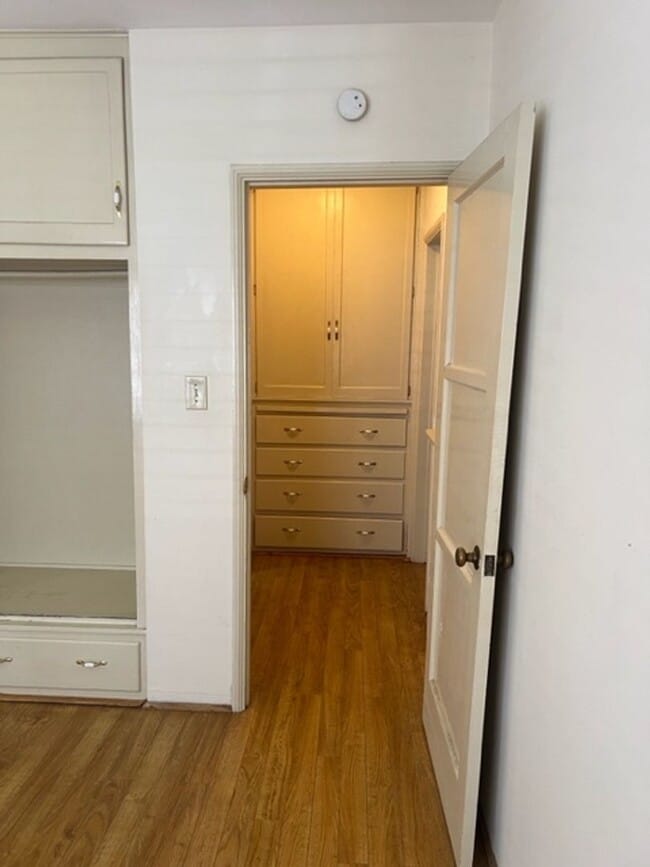 Photo - 629- Unit #3