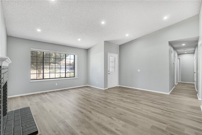 Photo - 1721 Viridan Ave