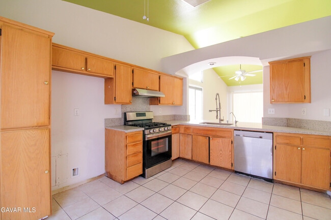 Photo - 36805 Alder St