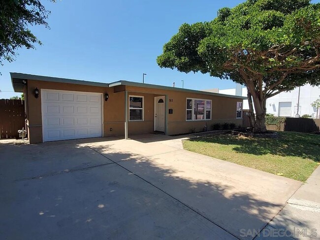 Photo - 762 9th St House