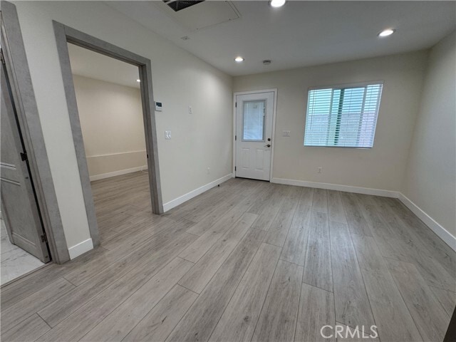 Photo - 11022 Louise Ave