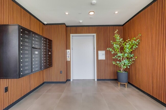 Photo - Brand New Lofts w/City Views and In Unit Washer & Dryer Call Today! Unit 504