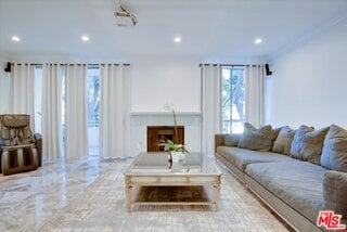 Photo - 1909 Pelham Ave