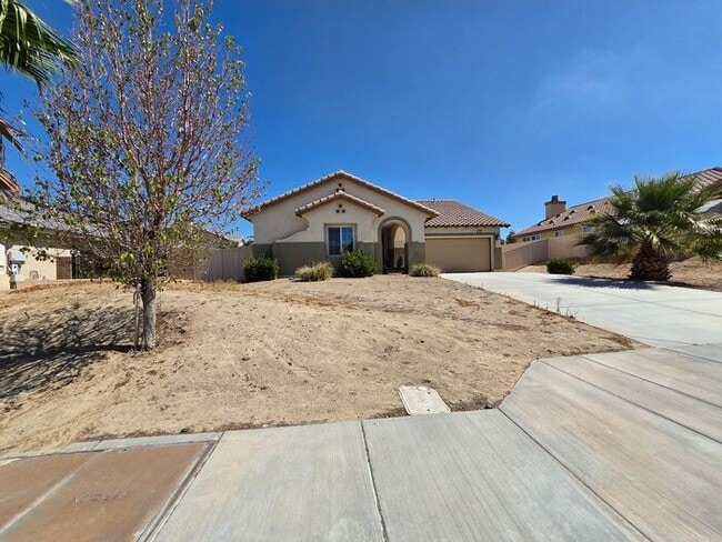 New Listing! - New Listing!