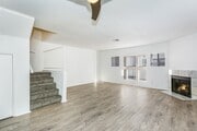Photo - 534 Venice Way Townhome