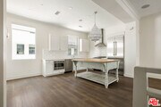 Photo - 2204 Fox Ln