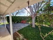 Photo - 10682 Center Dr House