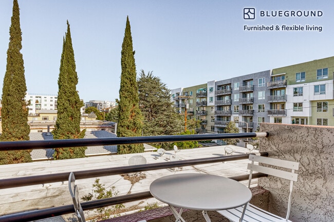 Photo - 11251 Morrison St Unit FL3-ID591