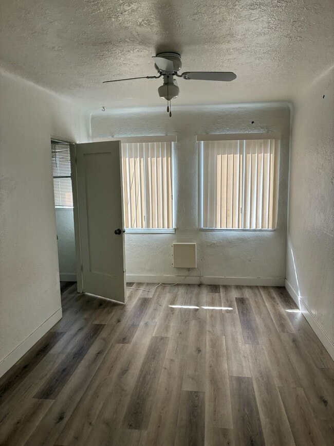 Photo - 2472 Chestnut Ave Unit 2474
