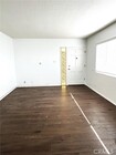 Photo - 1443 W 9th St