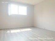 Photo - 1640 Barry Ave Unit 4