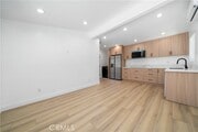 Photo - 22926 Leadwell St