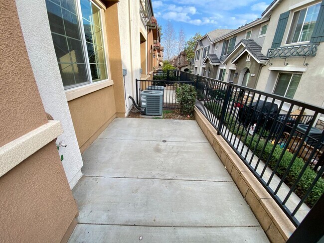 Photo - 1526 Milan Ct