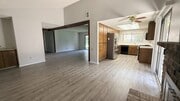 Photo - 1705 Catalpa Ave