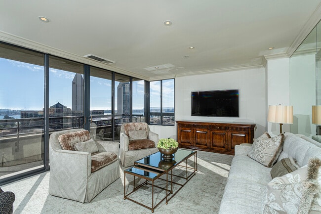 Photo - 700 Front St Condo Unit 1004