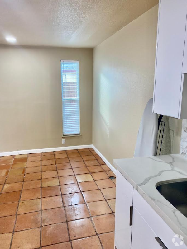 Building Photo - 1145 Imperial Beach Blvd Rental