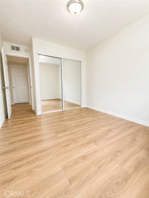 Photo - 10636 Woodley Ave Unit 43