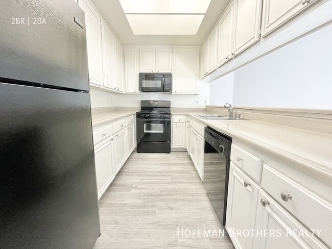 Photo - 11223 Richland Ave Unit 302