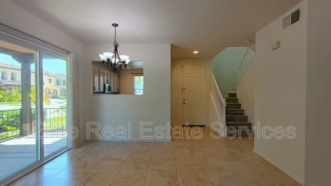 Photo - 1777 Oconnor Ave