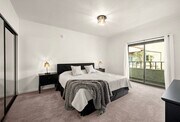 Photo - 6540 Hayvenhurst Ave