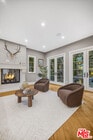 Photo - 439 S Spalding Dr House