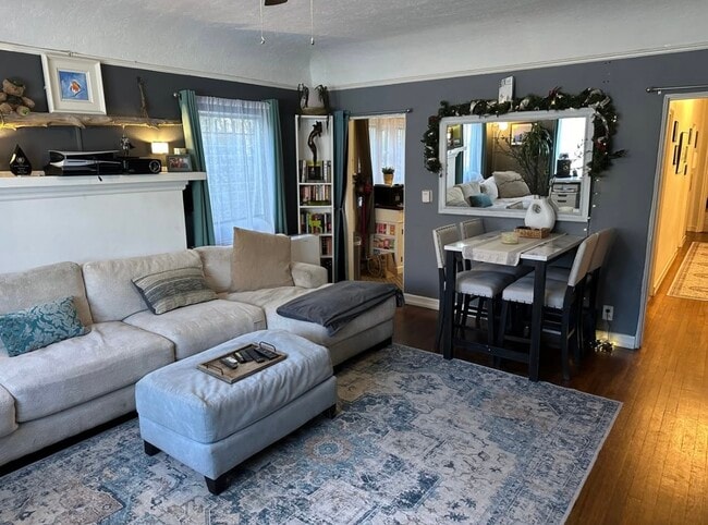 Photo - 409 N Curson Ave Unit 409