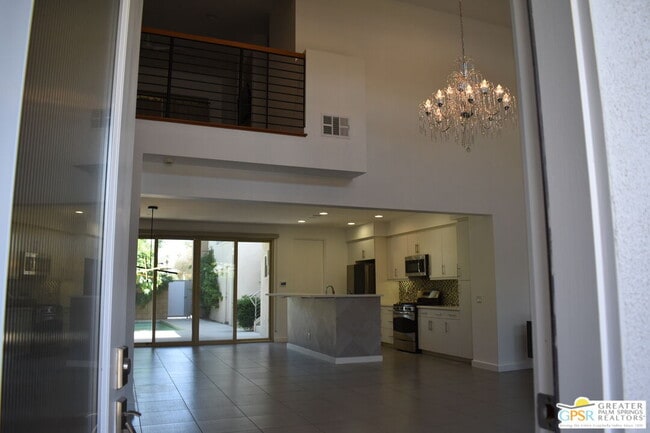 Photo - 938 Oceo Cir S